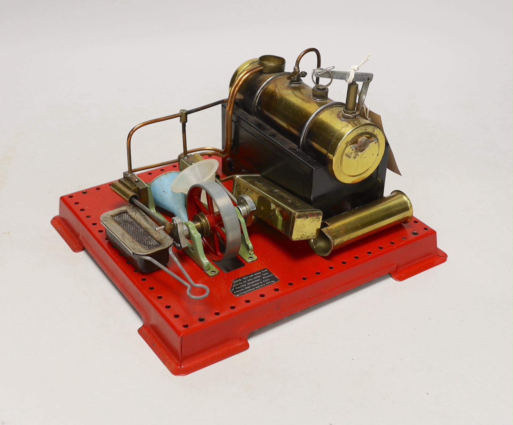 A boxed Mamod SE3 model steam engine